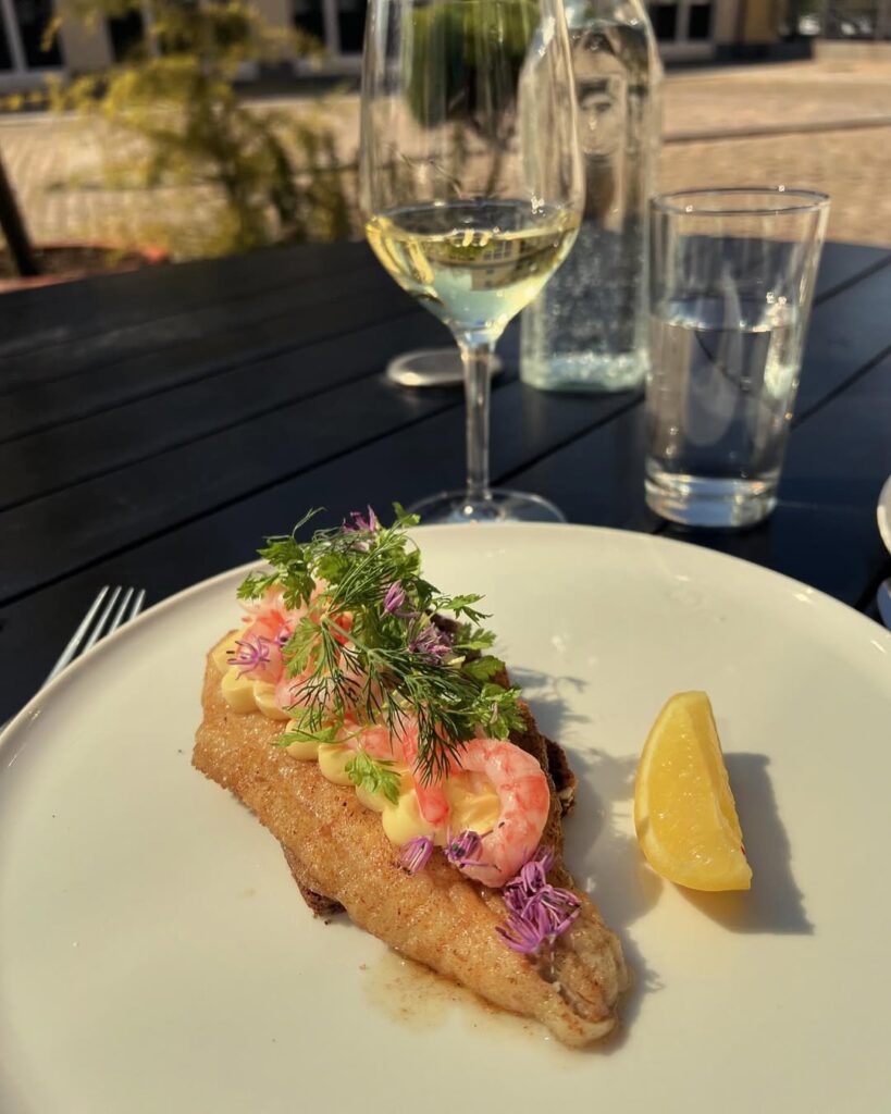Lumskebugten, Påskefrokost i København