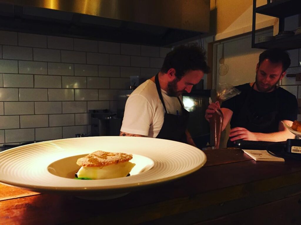 Restaurant Aro, Weekend getaway